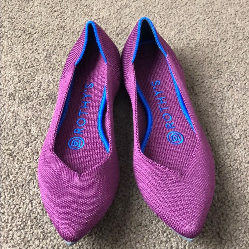 Women’s Rothy pointed toe size 5